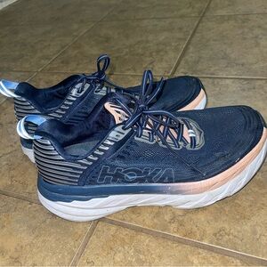 Hoka Bondi 6